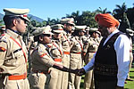 H.E. Governor interacting with IPS Probationers at Raj Bhawan : 24/11/2009