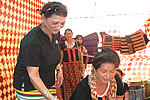 State First lady interacting with the ladies of SHGs at Roing : 07/11/2009