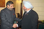 H.E. Governor with Mission Director, National Bamboo Mission , Dr. Gorakh Singh, Commissoner, GOI and G.N. Singh Director (SFRI, Chimpu) at Raj Bhawan, Itanagar: 09/01/2010