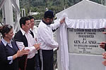 H.E. Governor inaugurating foot suspension bridge at Yingkiong: 04/04/2010