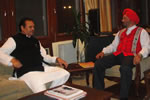 Governor with Union Food Processing Industry Minister Shri Subodh Kant Sahai at Raj Bhawan, Itanagar: 01/05//2010