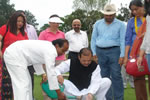 Union Food Processing Industry Minister Shri Subodh Kant Sahai planting a sapling of Brunfelsia Pauciflora at Raj Bhawan, Itanagar: 02/05//2010