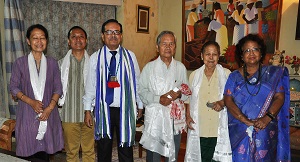 The Governor of Arunachal Pradesh Shri JP Rajkhowa and the First Lady of the State Smt Rita Rajkhowa with senior citizens Shri Matin Dai, former Chief Secretary and his wife Odi Dai at �Gute Gamroh�, C-Sector, Itanagar on 11th June 2016.