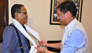 The Chief Minister Shri Pema Khandu called on the Governor Shri JP Rajkhowa at Raj Bhavan, Itanagar on 13th August 2016.