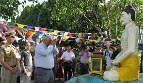 The Governor of Arunachal Pradesh Shri Tathagata Roy offering prayers at the Buddhist Gompa, Itanagar on 10th July�2016.